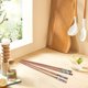 thumbnail image 5 of 2 pares de palillos de madera reutilizables, antideslizantes, estilo japonés, para arroz y comida de cocina, 5 of 7