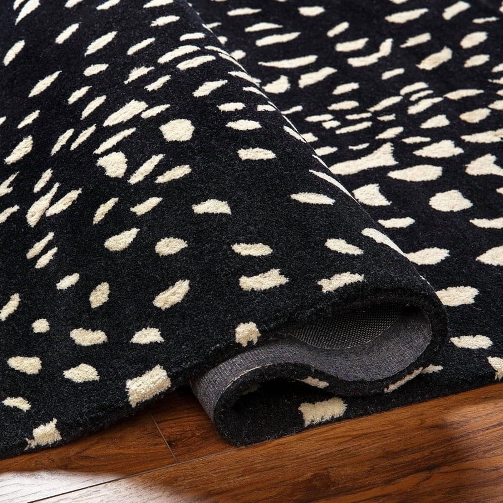 Avyay Rugs Antelope Cheetah Hand-Tufted Wool Runner Rug – Contemporary Animal Print Carpet, Plush Hallway or Entryway Accent – 2.6x8