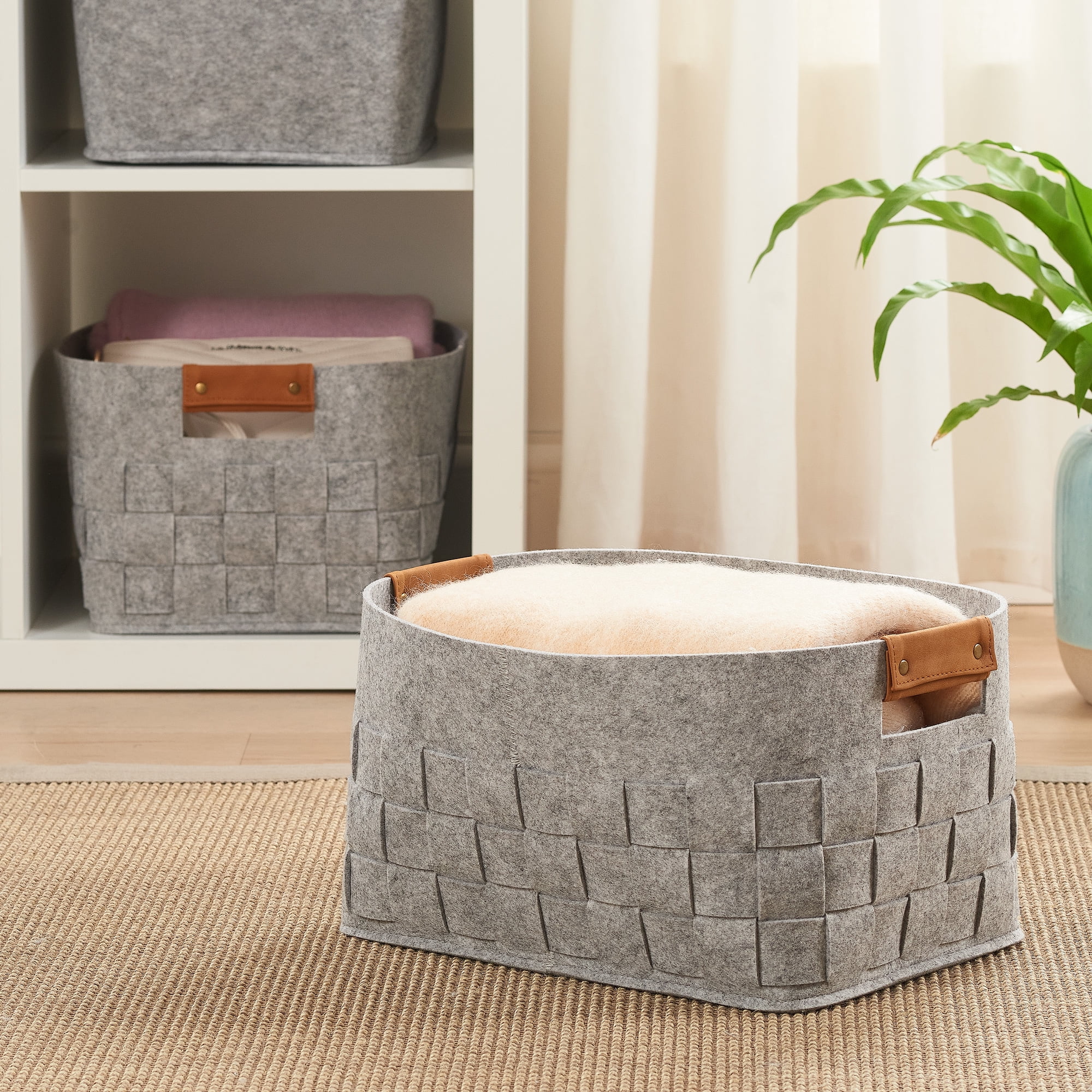 Mainstays Medium Woven Felt Basket, Light Grey, Set of 2