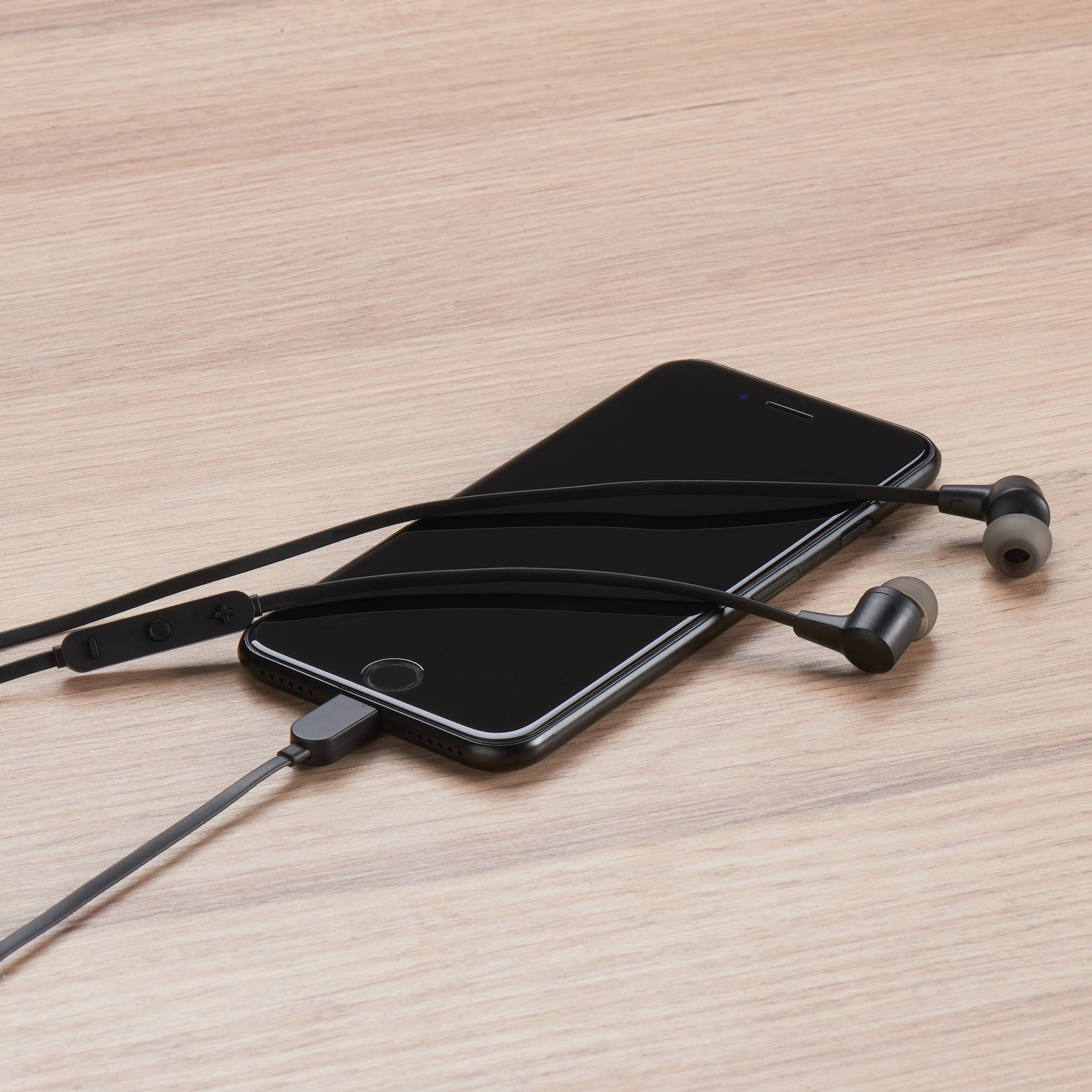 onn Lightning Earphones, Black