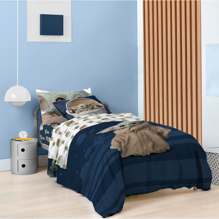 Star Wars The Mandalorian The Child Grid Comforter - Chibi Baby Yoda Blanket For Kids And Fans, MULTI, One Size