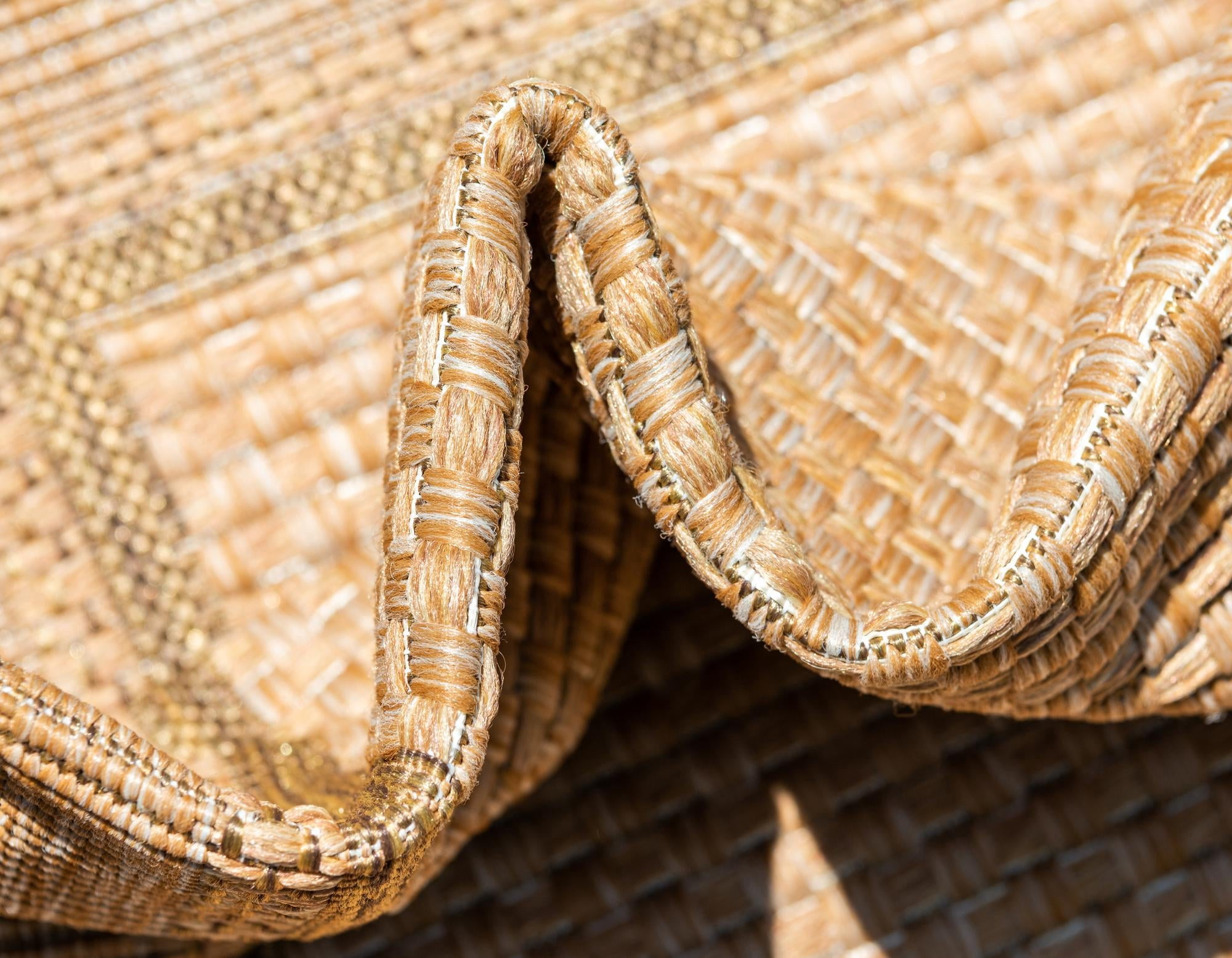 Unique Loom Outdoor Border Collection Area Rug - Multi Border (2' 2" x 3' Rectangle Tan/Light Brown)