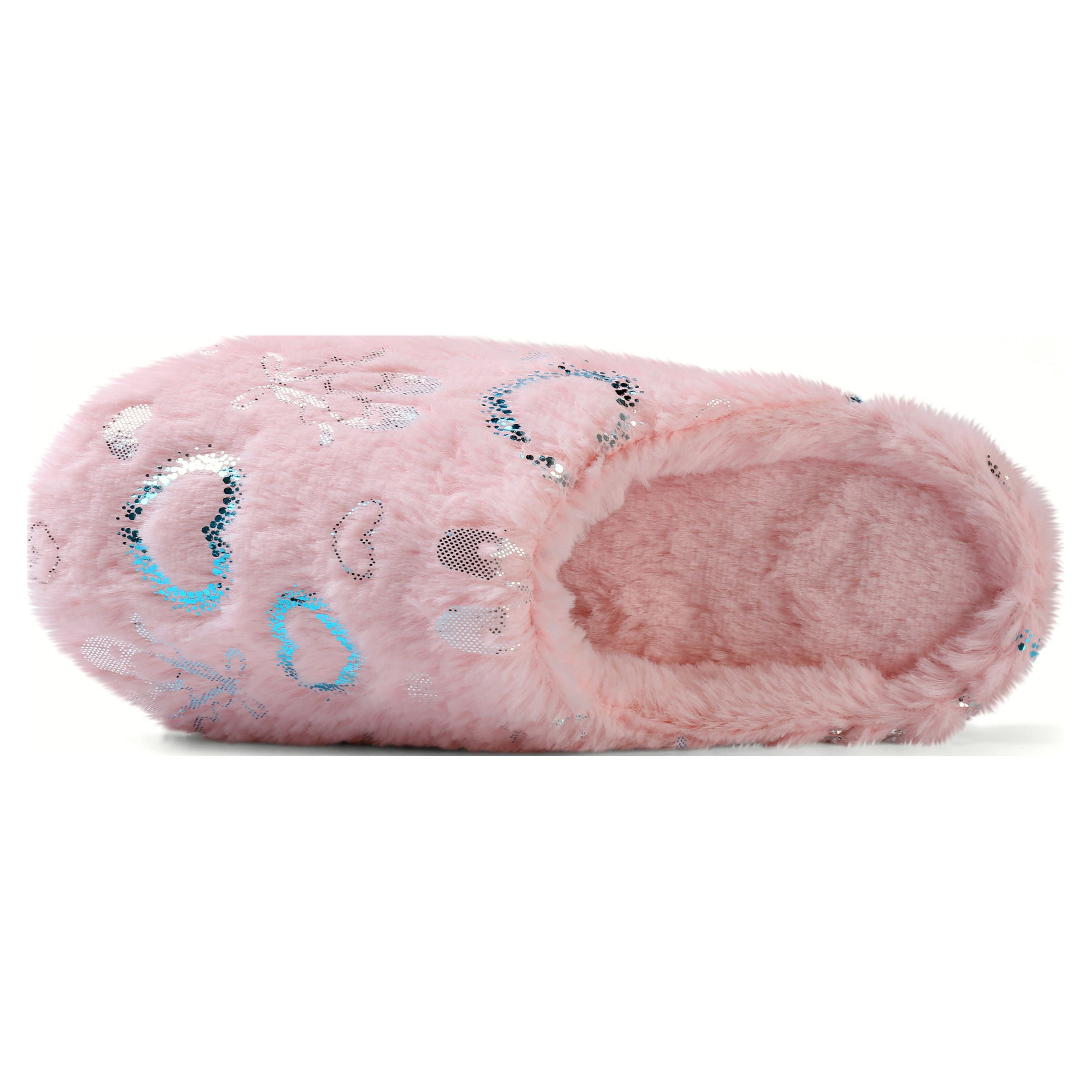 Aerusi Women’s Fuzzy Heart House Slippers, Closed Toe Slip-On Warm Plush Indoor Outdoor Shoes, Non-Slip Sole