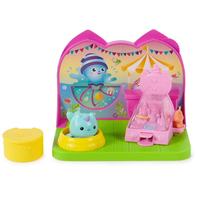 La casa de muñecas Toy Gabby's Carnival Room de Kitty Narwhal durante más de 3 años