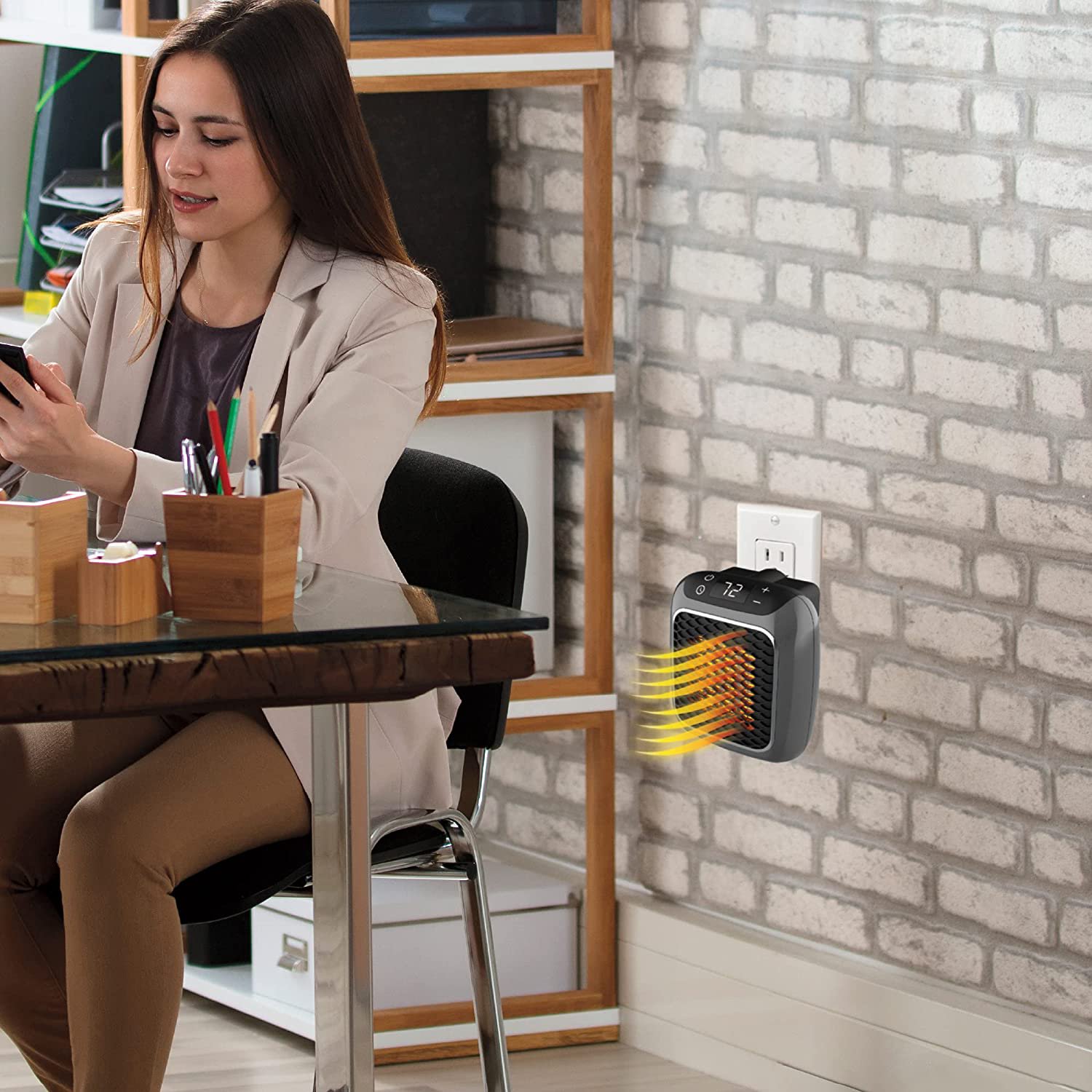 Handy Heater Turbo 800 Space-Saving Wall Outlet Heater with Advanced  Ceramic Technology and Adjustable Thermostat | Walmart Canada