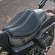 thumbnail image 4 of Houderco Protector De Asiento Para Motocicleta Negro Con Función Anticalentamiento Y Absorción De Impactos, 4 of 8