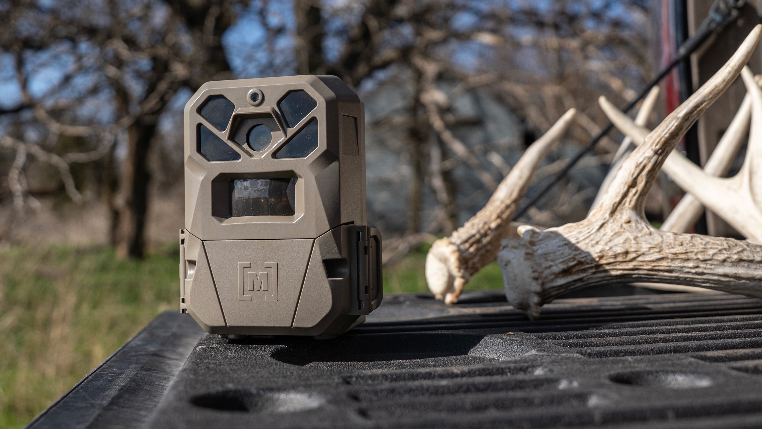 Moultrie Edge 2 Pro Cellular Trail Camera – 40MP Photos, 1440p Video w/ Audio, Auto Connect Nationwide LTE, On-Demand Capture
