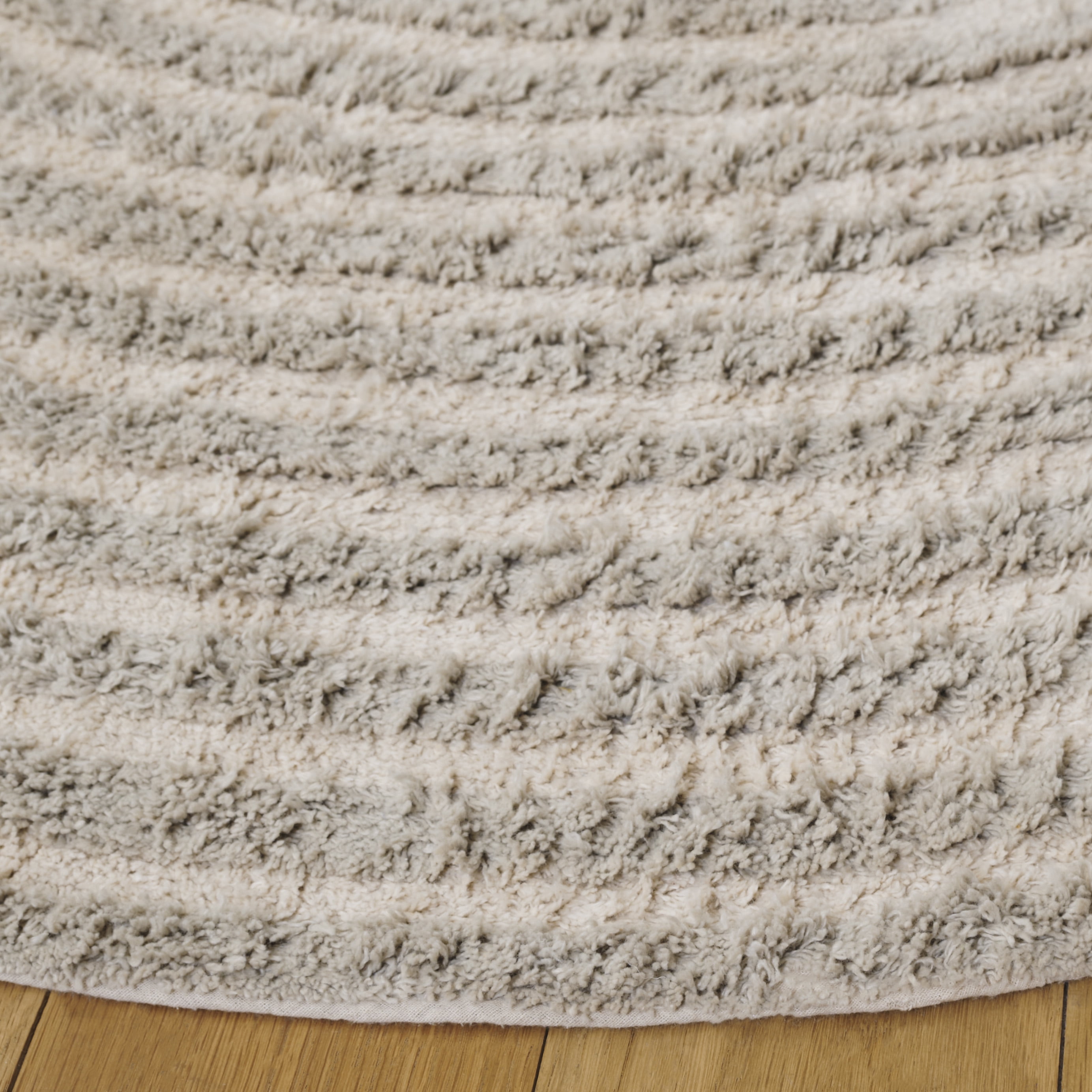 Safavieh Easy Care Beckah Geometric Machine Washable Area Rug, Gray/Ivory, 4' x 4' Round