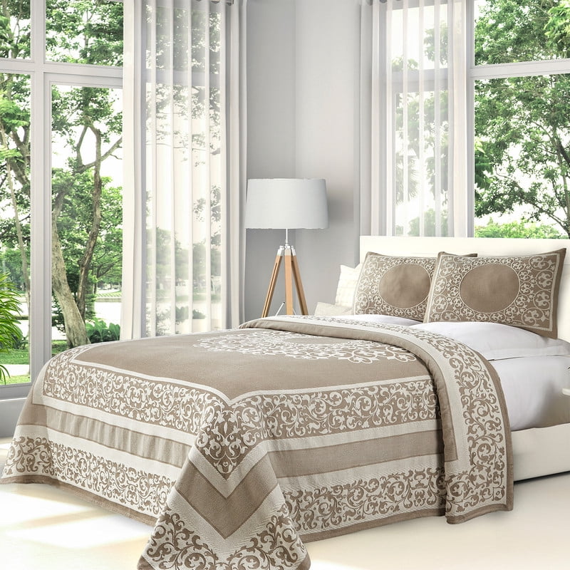 Superior Bohemian Mandala Lightweight Cotton Blend Woven Jacquard Bedspread Set, Full, Taupe