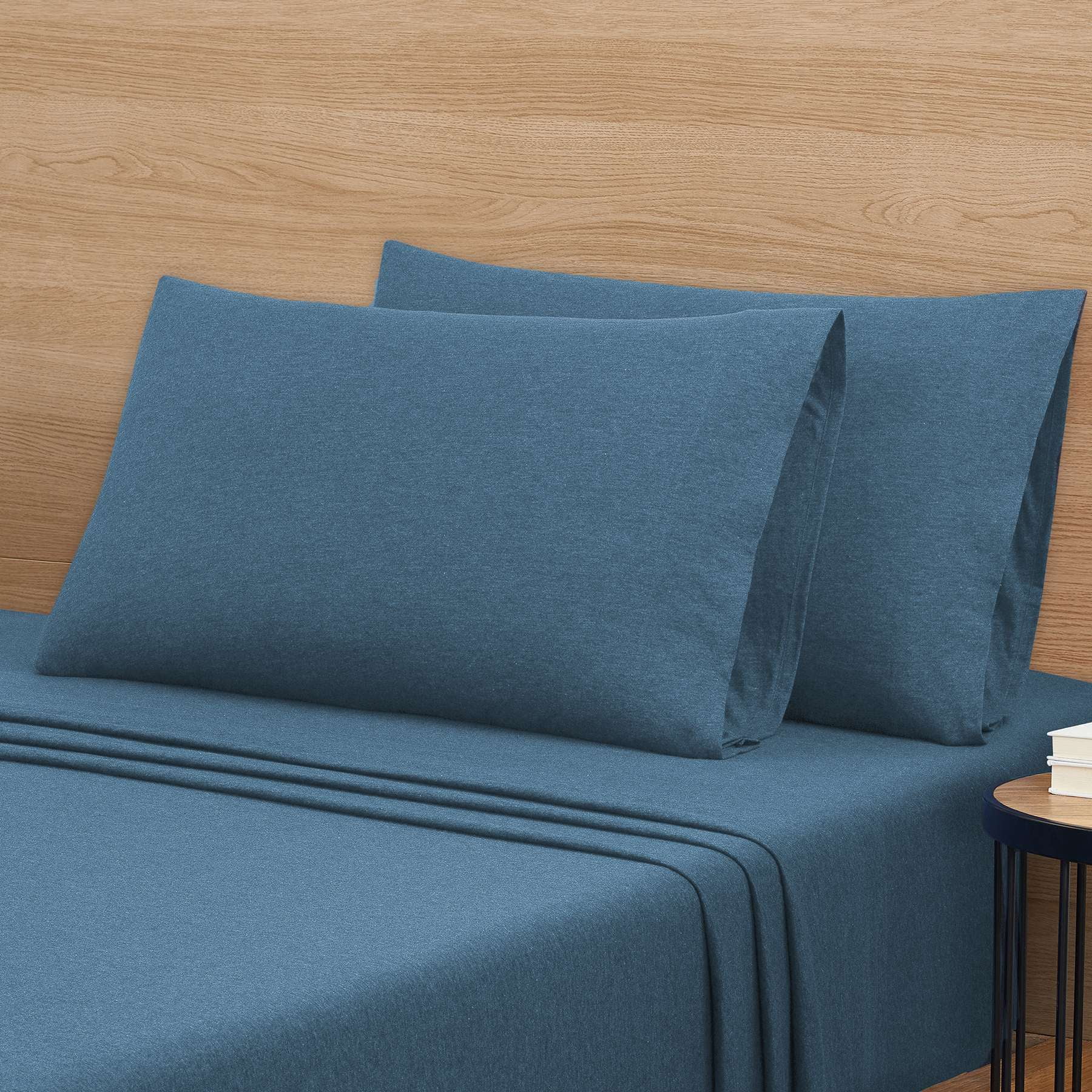 Parure de lit en jersey extra doux pour adulte Mainstays, double queen, bleu foncé, 4 pièces Ensemble de draps en jersey Coton et Polyester