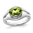 thumbnail image 1 of 2.60 CARAT (CTW) Bague Peridot coupée ovale en argent sterling, 1 of 4
