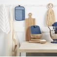 thumbnail image 2 of Juego de soportes para ollas KitchenAid Beacon, bicolor, antideslizante, azul, 2 of 6