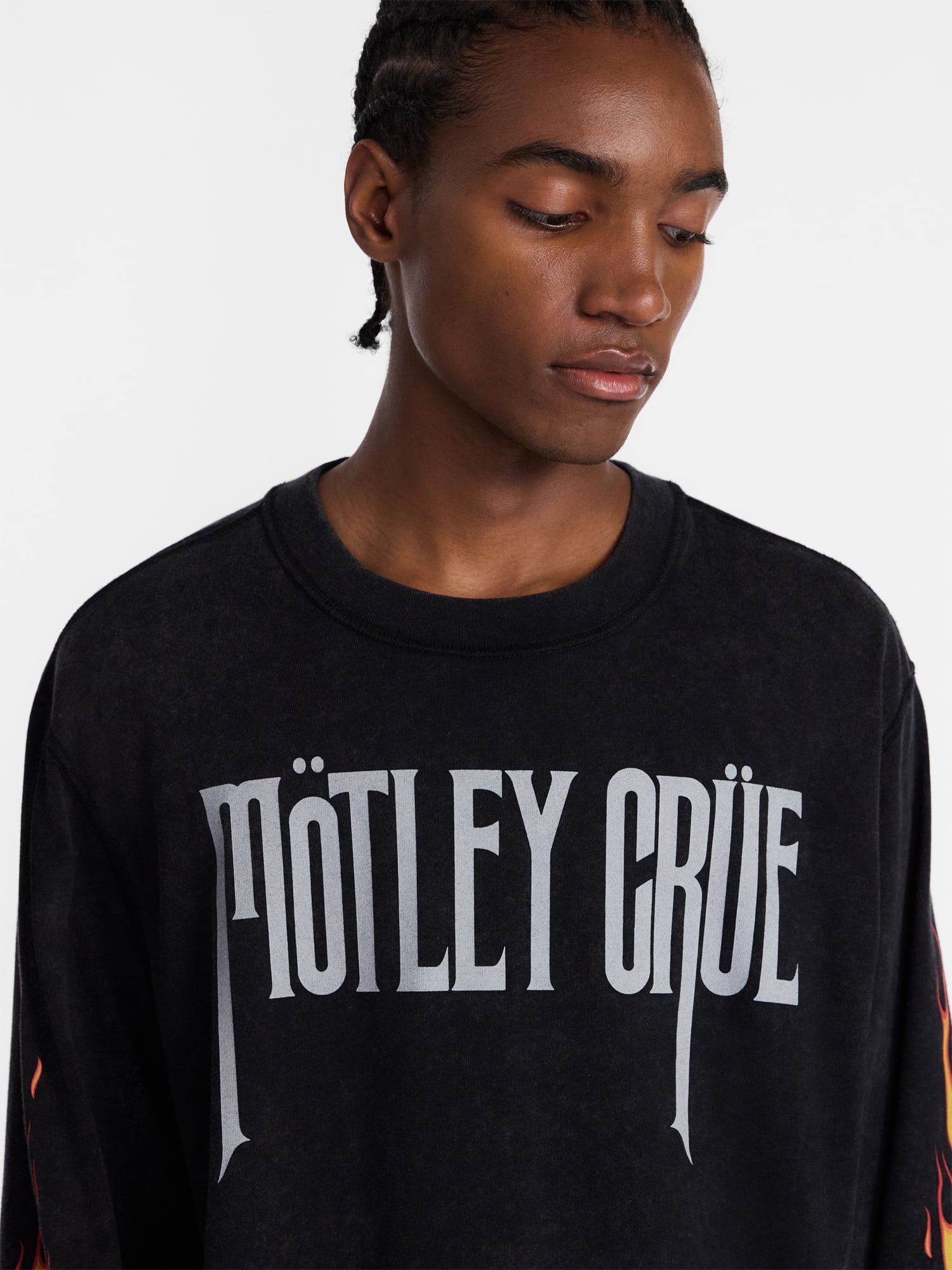 Motley Crue Men's Mineral Wash Boxy Fit Graphic Long Sleeve Tee Shirt, Sizes XS-4XLT