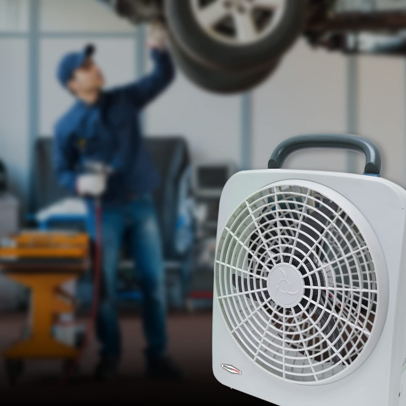 RoadPro Dual Power 12 Volt Plug In Car and RV 10 Inch 2 Speed Portable Fan