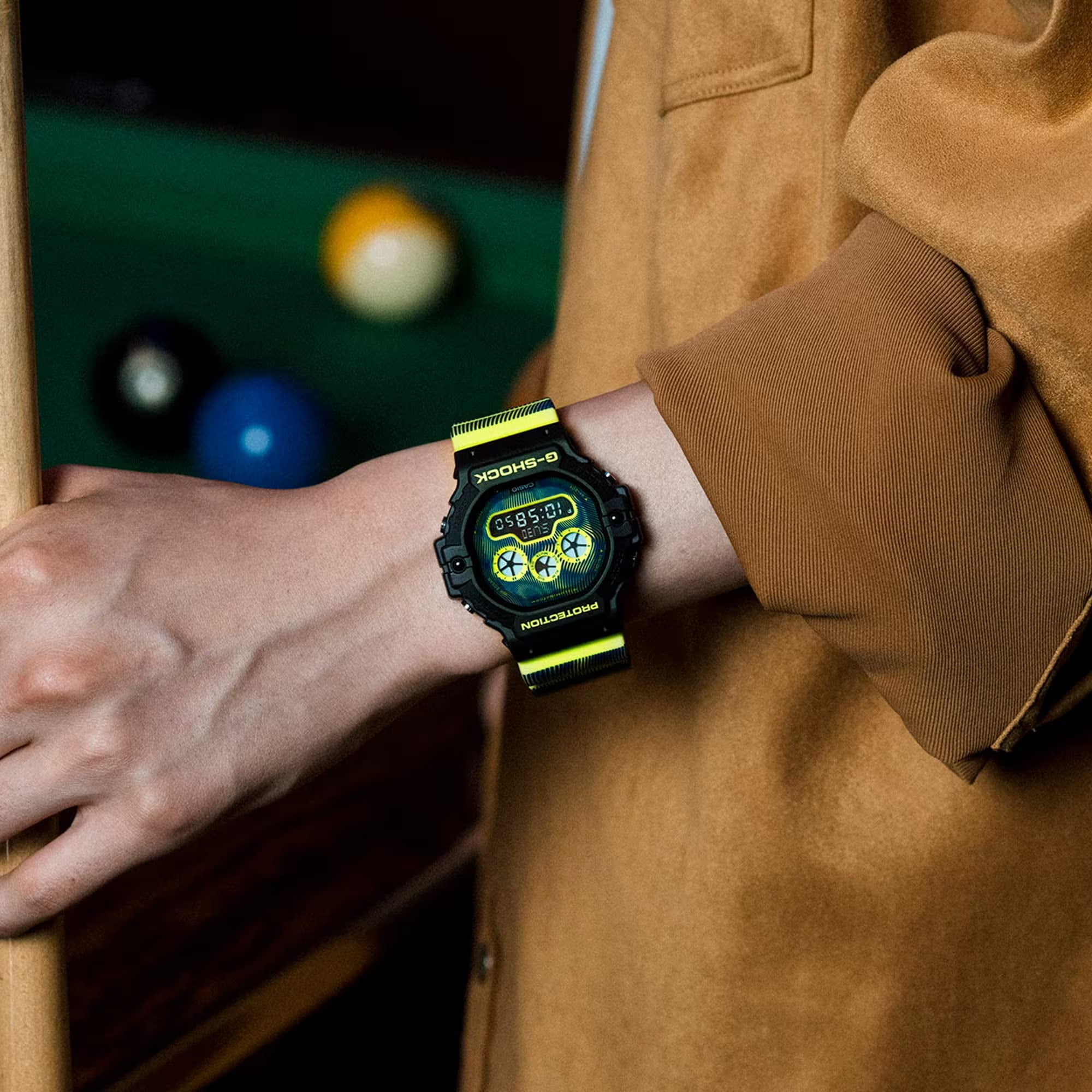 Casio G-Shock Watch DW-5900TD-9 Men's Size, Overseas Model, Neon