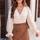 thumbnail image 2 of Blusa sexy con cuello en V y manga larga con costuras de encaje hueco para mujer Pompotops  FGAJ12699, 2 of 7
