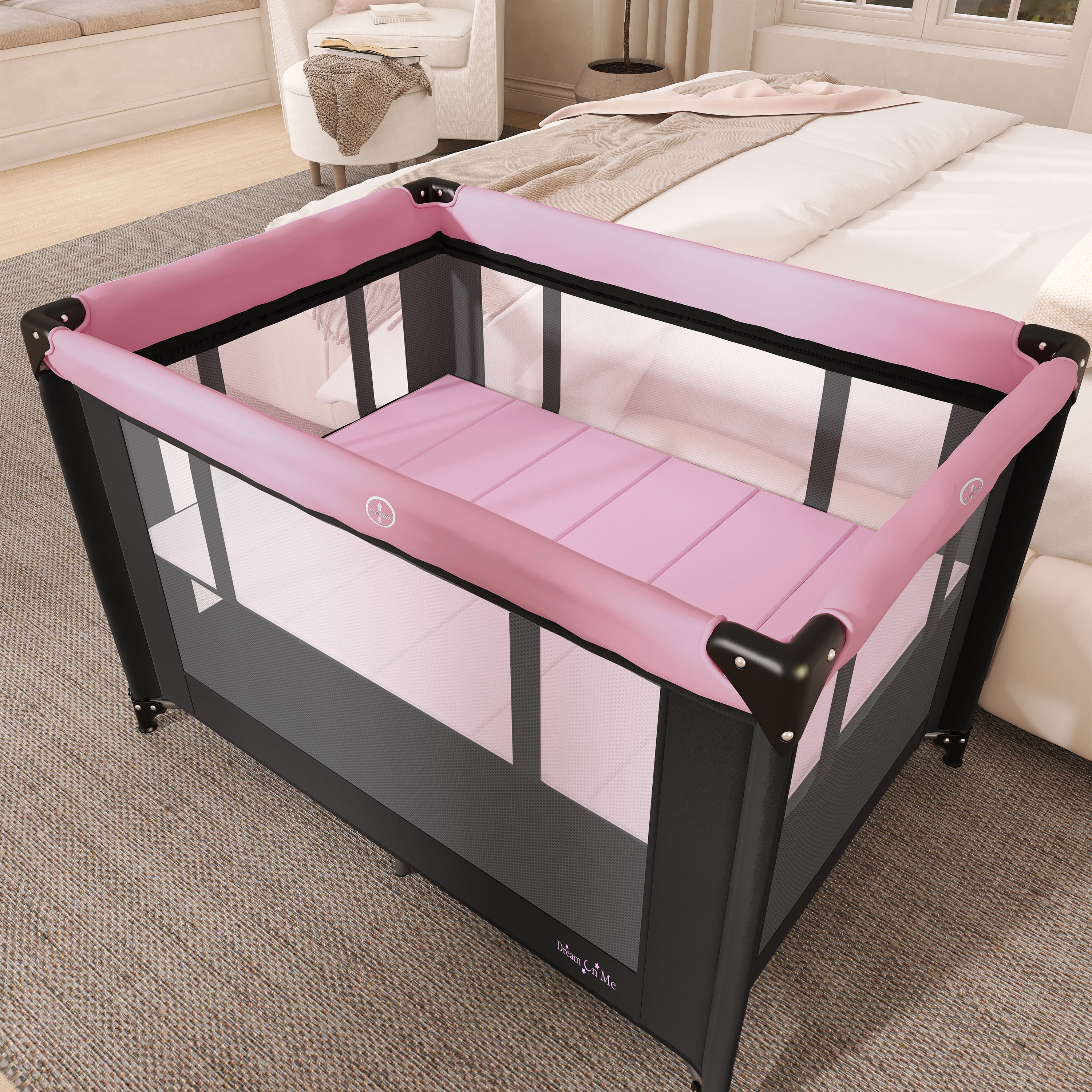 Dream On Me Zazzy Portable Play yard with Bassinet