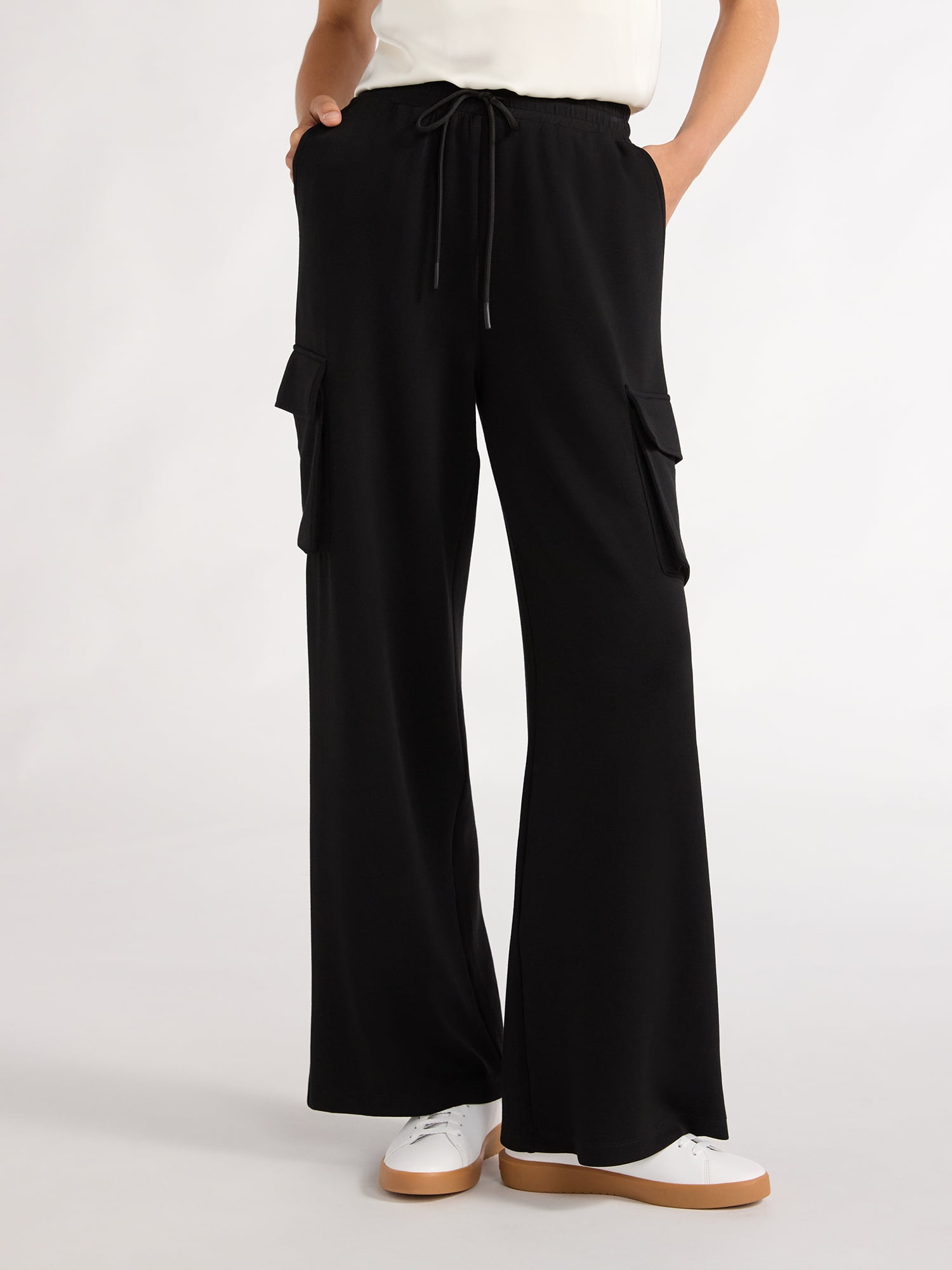 Scoop Women’s and Women’s Plus Ultimate Scubaknit Wide Leg Cargo Sweatpants, Sizes XS-4X