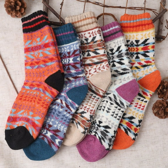 5 Pairs Retro Cute Middle Socks Tube Crew Socks for Women，Christmas Holiday Winter Gifts，Style 16