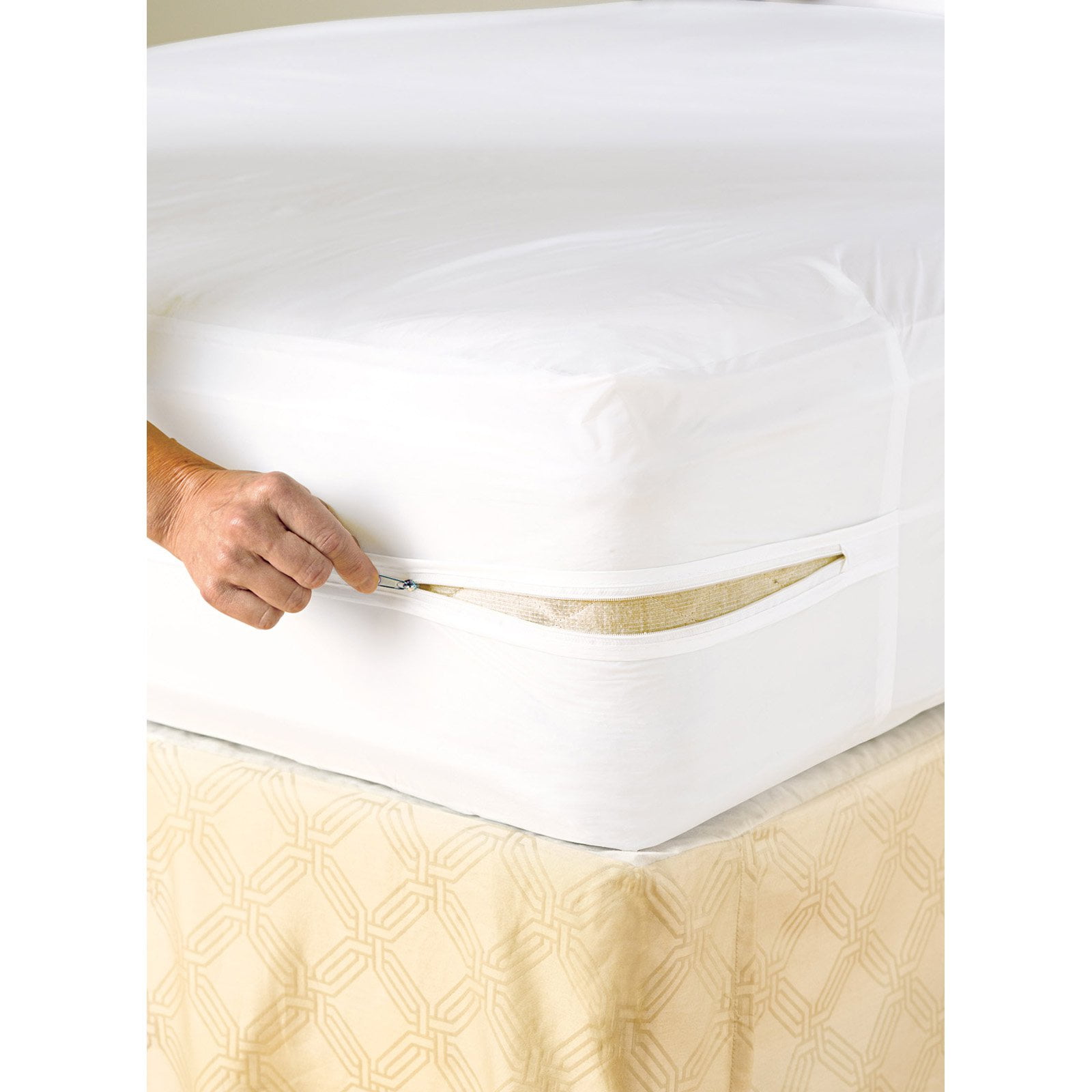 LCM Home Fashions Vinyl Waterproof Zippered Mattress Cover