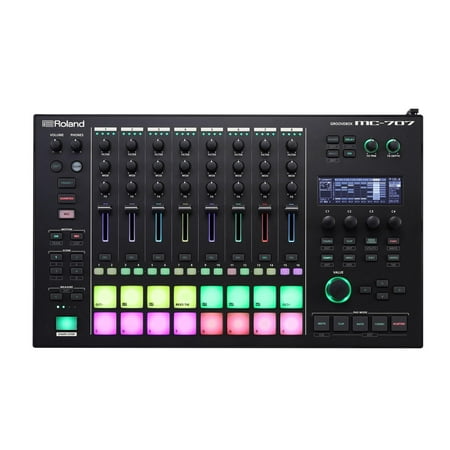 Roland MC-707 Groovebox