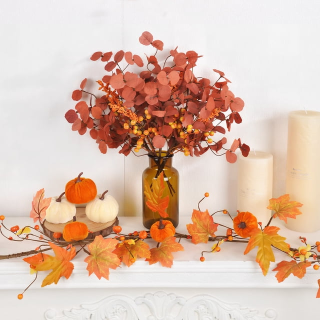 decoraciones de halloween, adornos de halloween, regalos de halloween, decoración de acción de gracias, simulación de poste alto, dinero, recortes de hojas, recortes de tela Orange 50 cm leaf cutting: vista frontal centrada de una rama simulada de tela naranja de 50 cm en jarrón ámbar; hojas redondas y bayas pequeñas visibles, textura de tela y tallos flexibles, adecuada para centros de mesa y decoración otoñal. A menudo usada también para arreglos de mesa y coronas festivas.