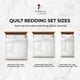 thumbnail image 2 of Juego de colcha Tribeca Living Velvet Queen con 2 fundas de almohada doradas, 2 of 2