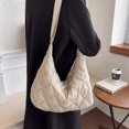 thumbnail image 3 of Bolso bandolera de moda para mujer Color sólido acolchado de gran capacidad para otoño invierno, 3 of 9