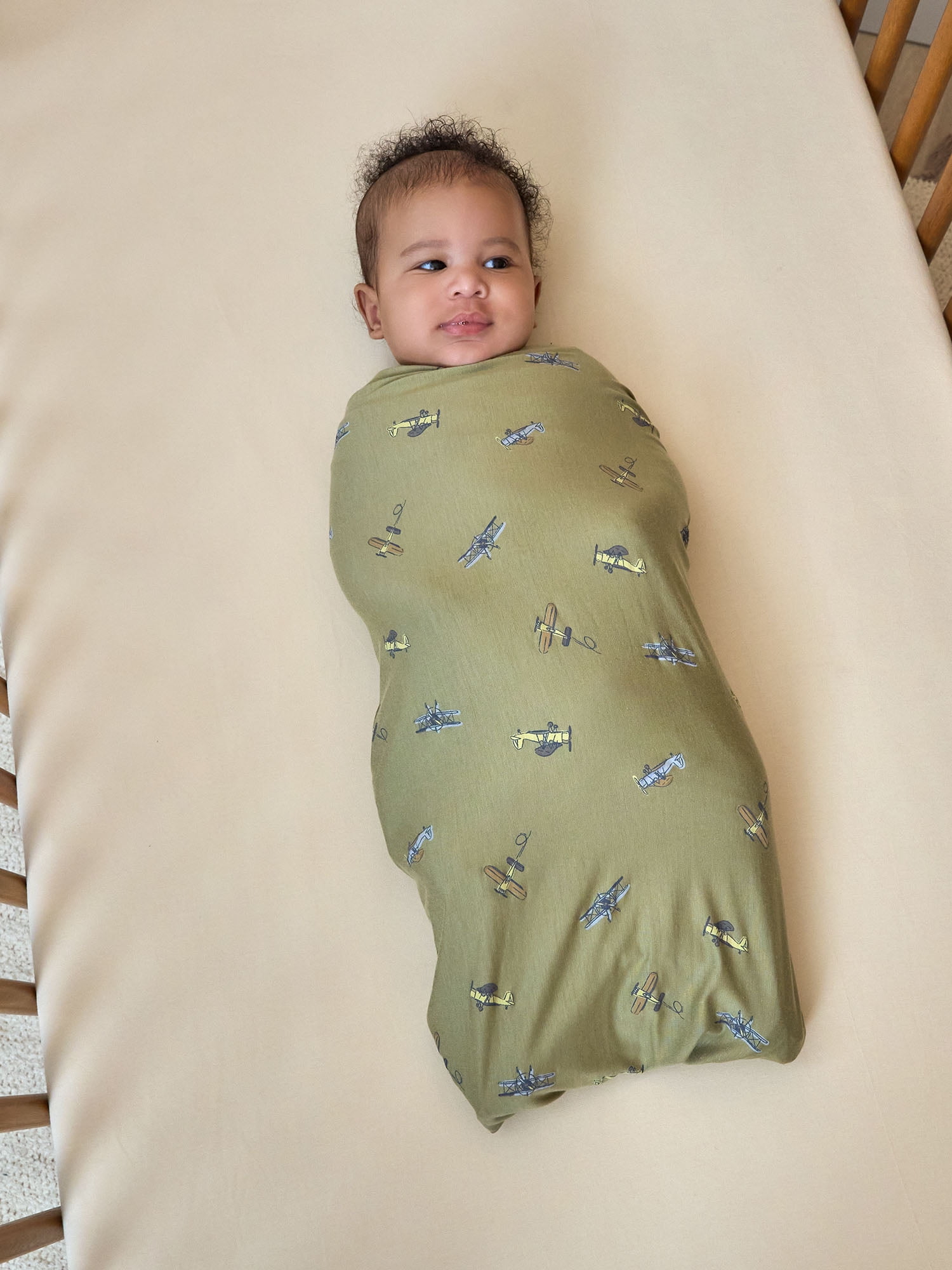 Modern Moments by Gerber Baby Neutral Super Soft Swaddle Blankets, 2-Pack, Airplane, One Size