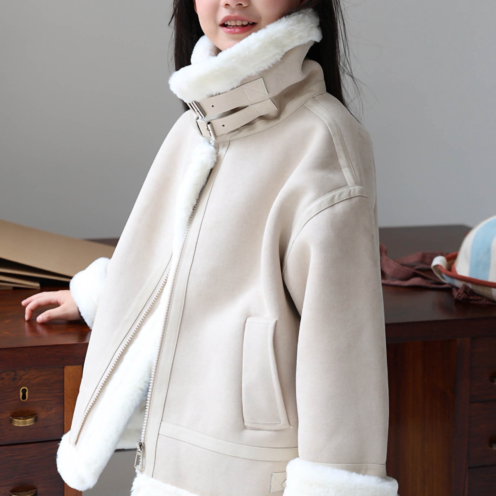 Girls Winter Faux Leather Jacket Long Sleeve Zip up Lapel Fleece Lined Thick Warm Coat Fall Trendy Kids Jackets (4 Years, White)