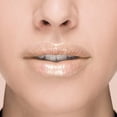 thumbnail image 2 of Labial L'oreal Efecto Voluminizador Loreal Colour Riche Plump and Shine lichee, 2 of 3