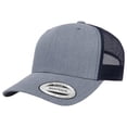 thumbnail image 1 of Gorra Trucker Yupoong Retro de 2 Tonos con Cierre Snapback, 1 of 2