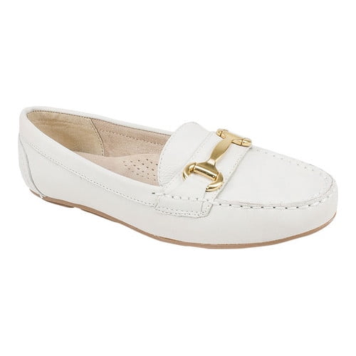 ladies white moccasin shoes
