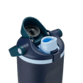 thumbnail image 4 of Termo owala FreeSip Sway de 40oz (1.18L) de acero inoxidable térmico Color Sea Captain, 4 of 5