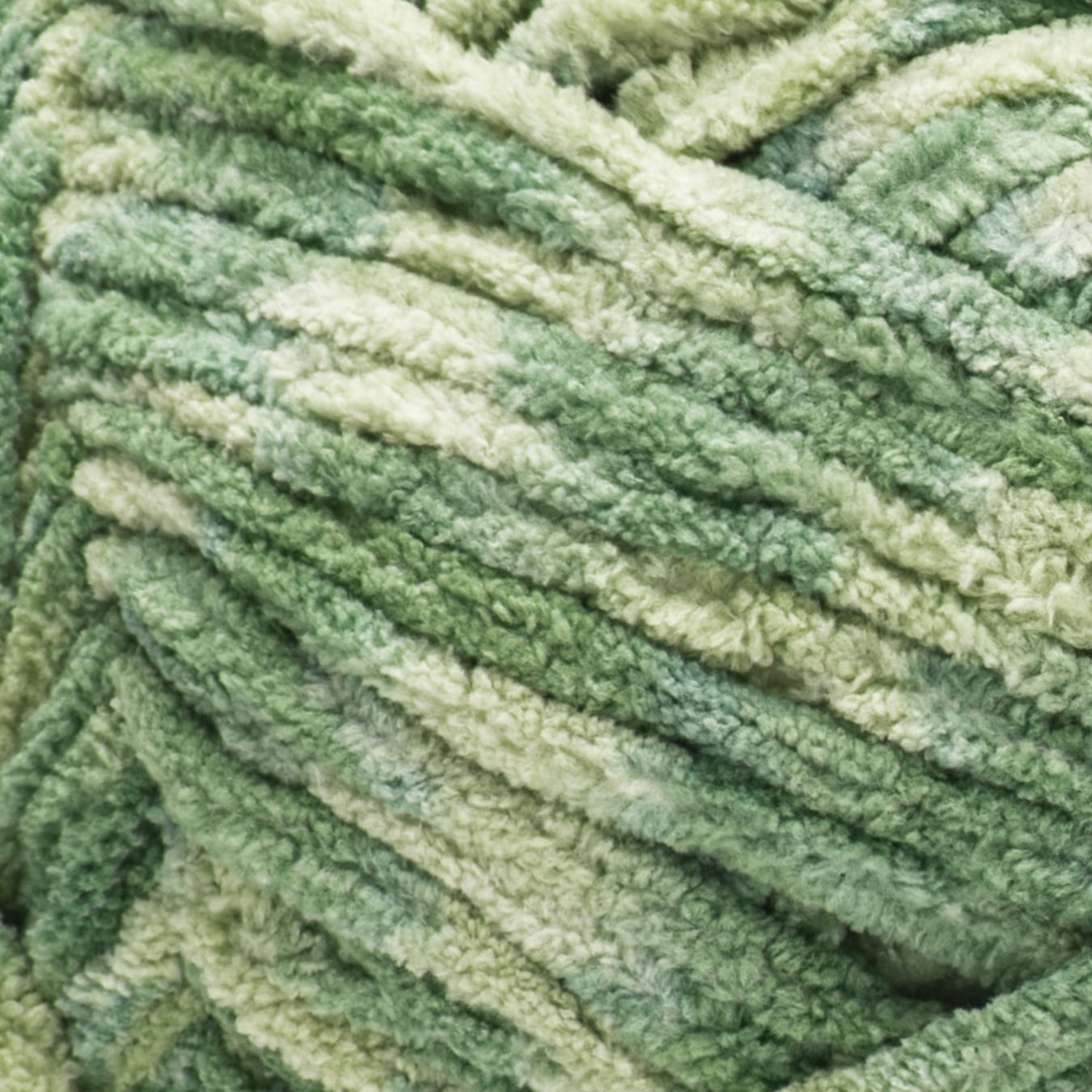 Bernat® Blanket Mist-ical™ #6 Super Bulky Polyester Yarn, Fresh Green 10.5oz/300g 220 Yd