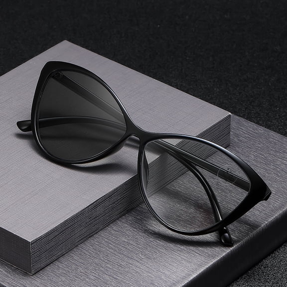 Cat Eye Reading Glasses for Women with Light Sensitive Photochromic Lenses Blue Light Blocking Readers PC Frame,Magnification 1.0x, black