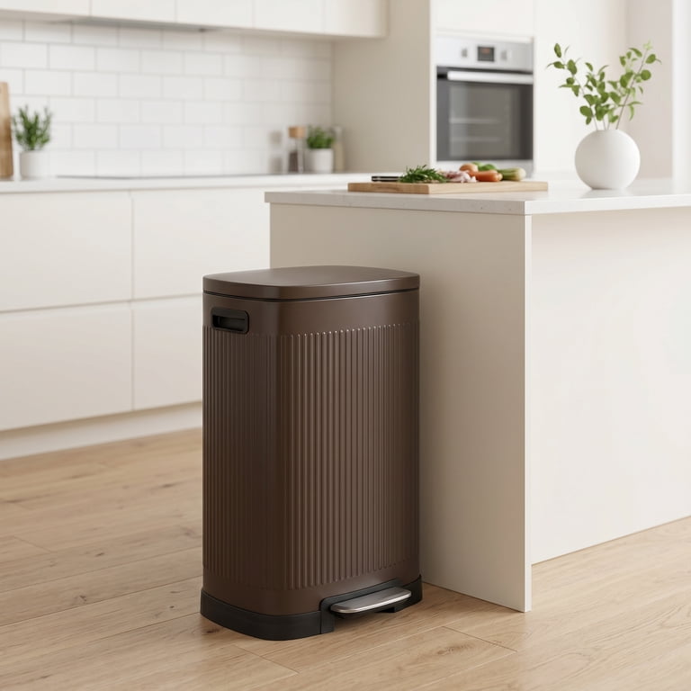 Step Trash Can 13 Gallon Stainless Steel Brown photo 8