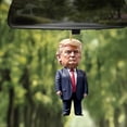 thumbnail image 3 of Adorno navideño colgante de acrílico con diseño divertido de Donald Trump para colgar en la mochila del coche o en la elección presidencial de Estados Unidos, 3 of 5