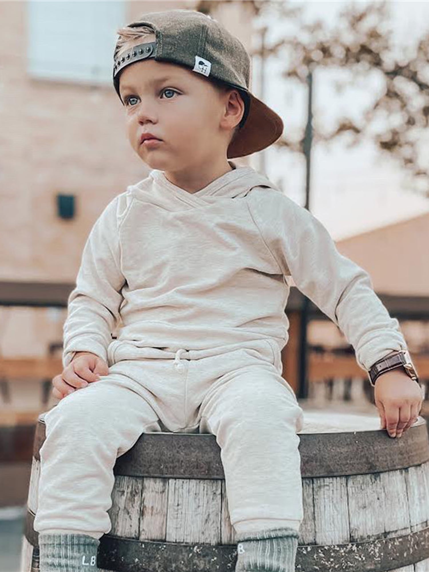 2pcs Toddler Boy Basic Solid Color Pocket Design Hooded Short-sleeve Tee and Elasticized Shrots Set