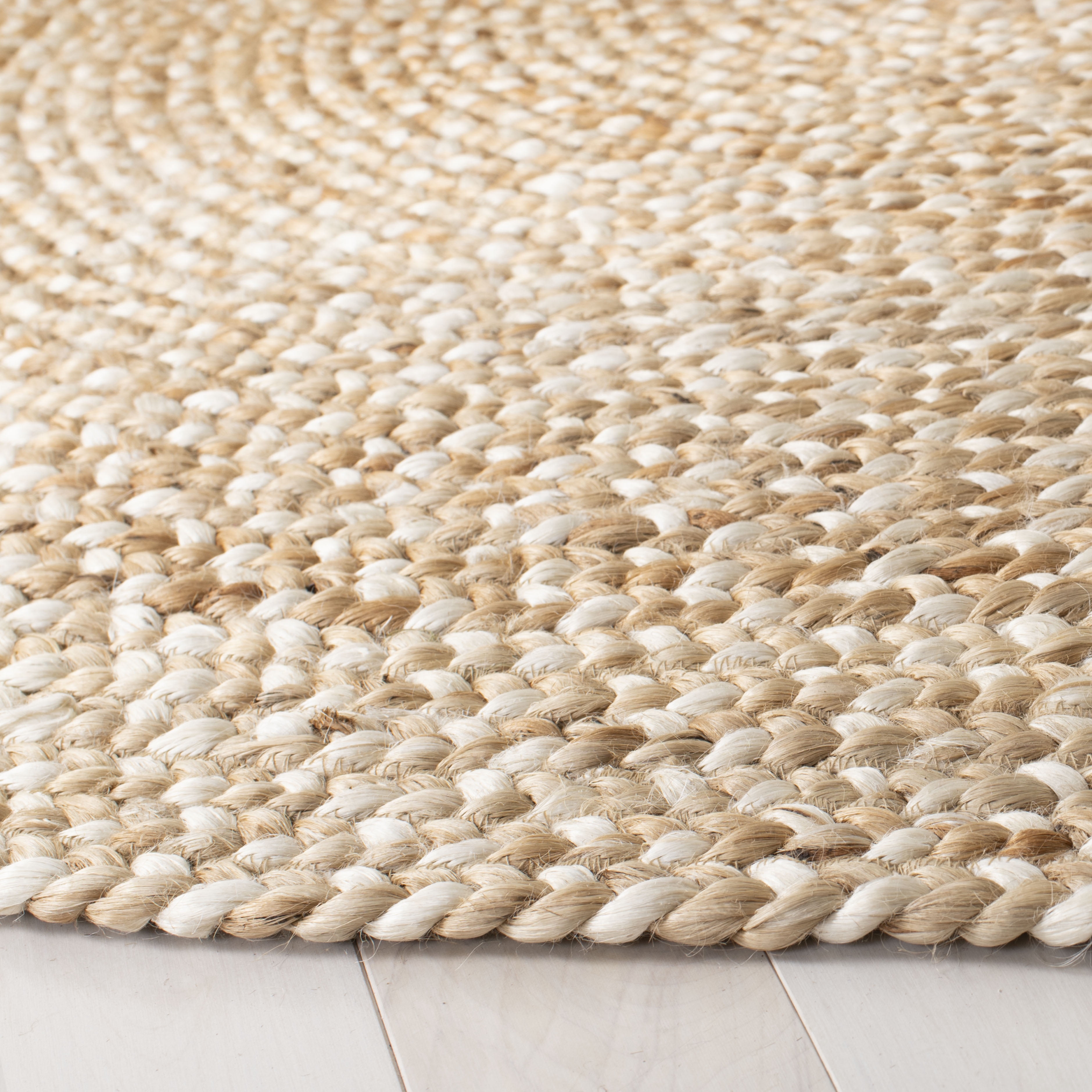SAFAVIEH Natural Fiber William Solid Braided Jute Area Rug, Natural/Ivory, 7' x 7' Round