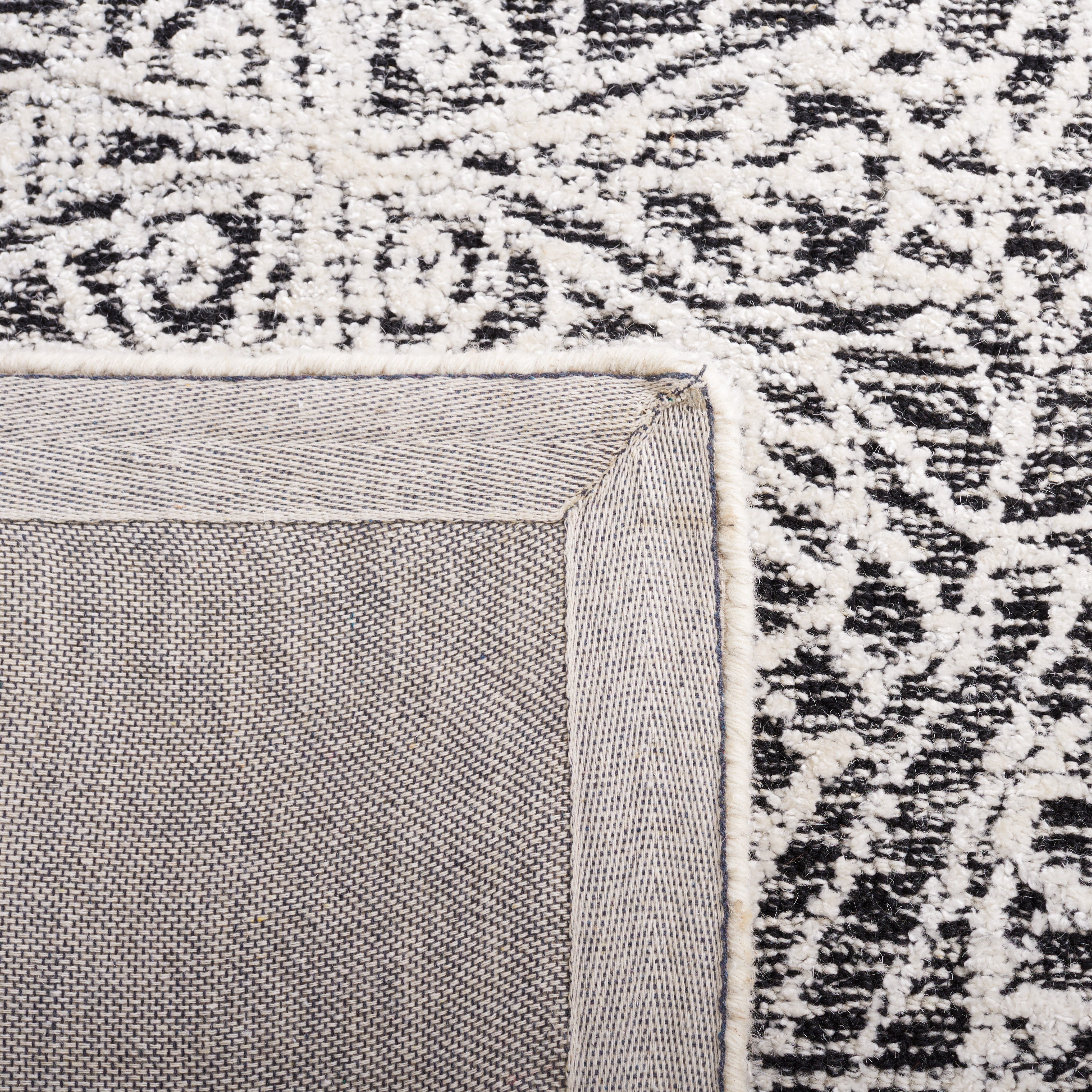 SAFAVIEH Precious Dylan Abstract Runner Rug, Black/Ivory, 2'3" x 8'