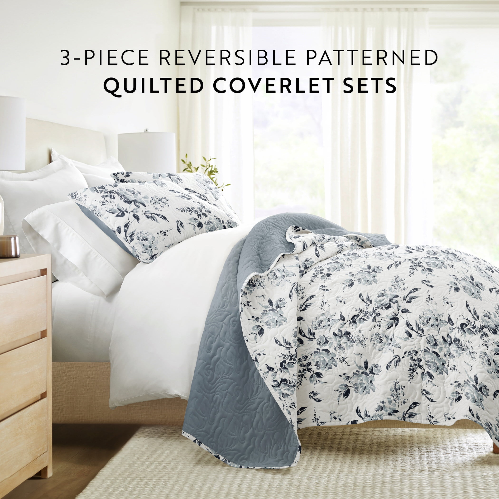 Noble Linens 3-Piece Light Blue Rose Garden Reversible Quilt Set, King
