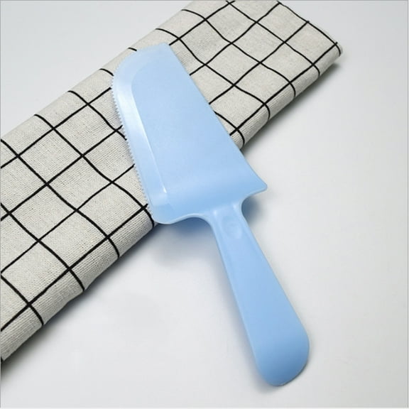 Set of 10 Blue Serrated Edge Dessert Cake Disposable Partyware Plastic Knife