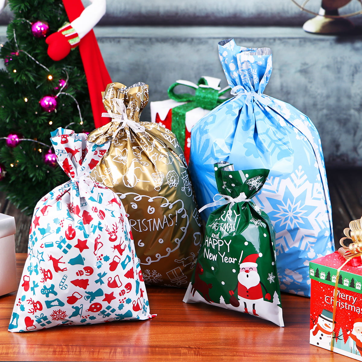10 Christmas Pudding Refuse Sacks Bin Bags Gift Sacks Xmas 
