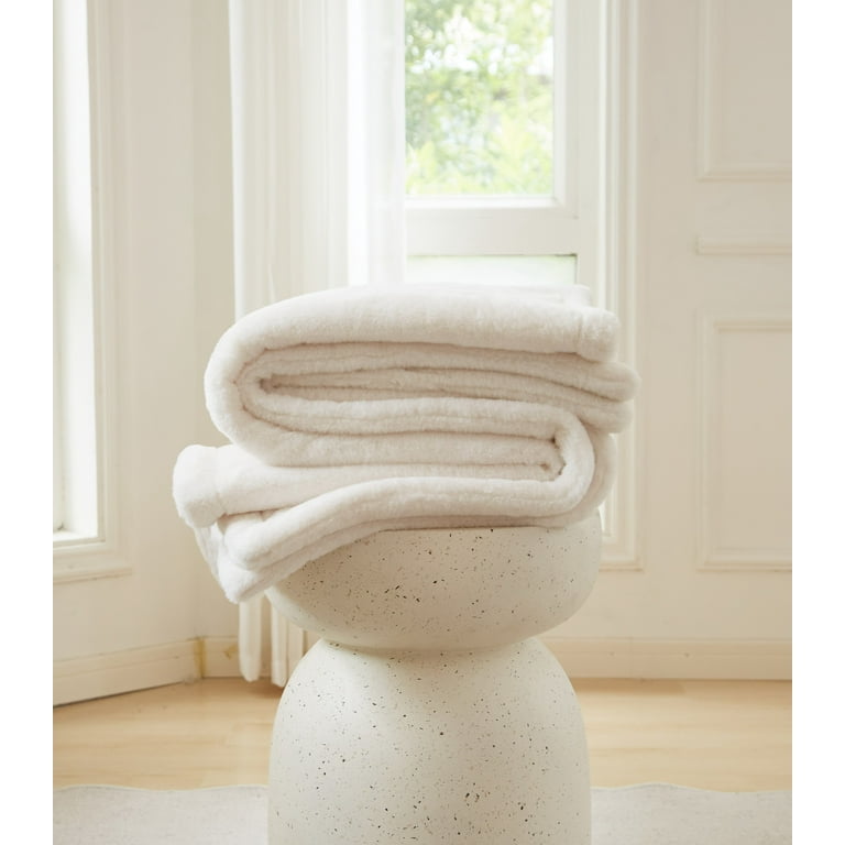 Better Homes & Gardens Cuddle Faux Fur Throw Blanket, Vanilla