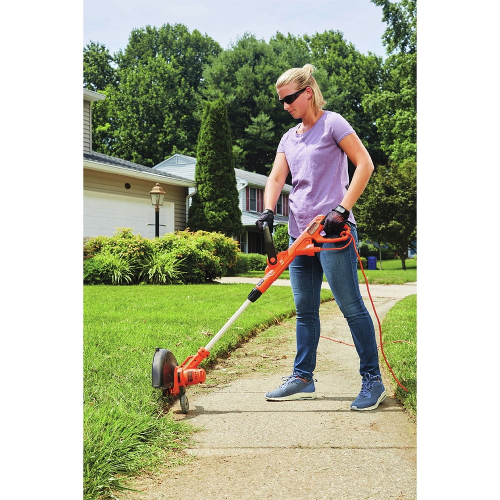 BLACK and DECKER BESTE620 Corded Electric String Trimmer/Edger 6.5-Amp 14-in
