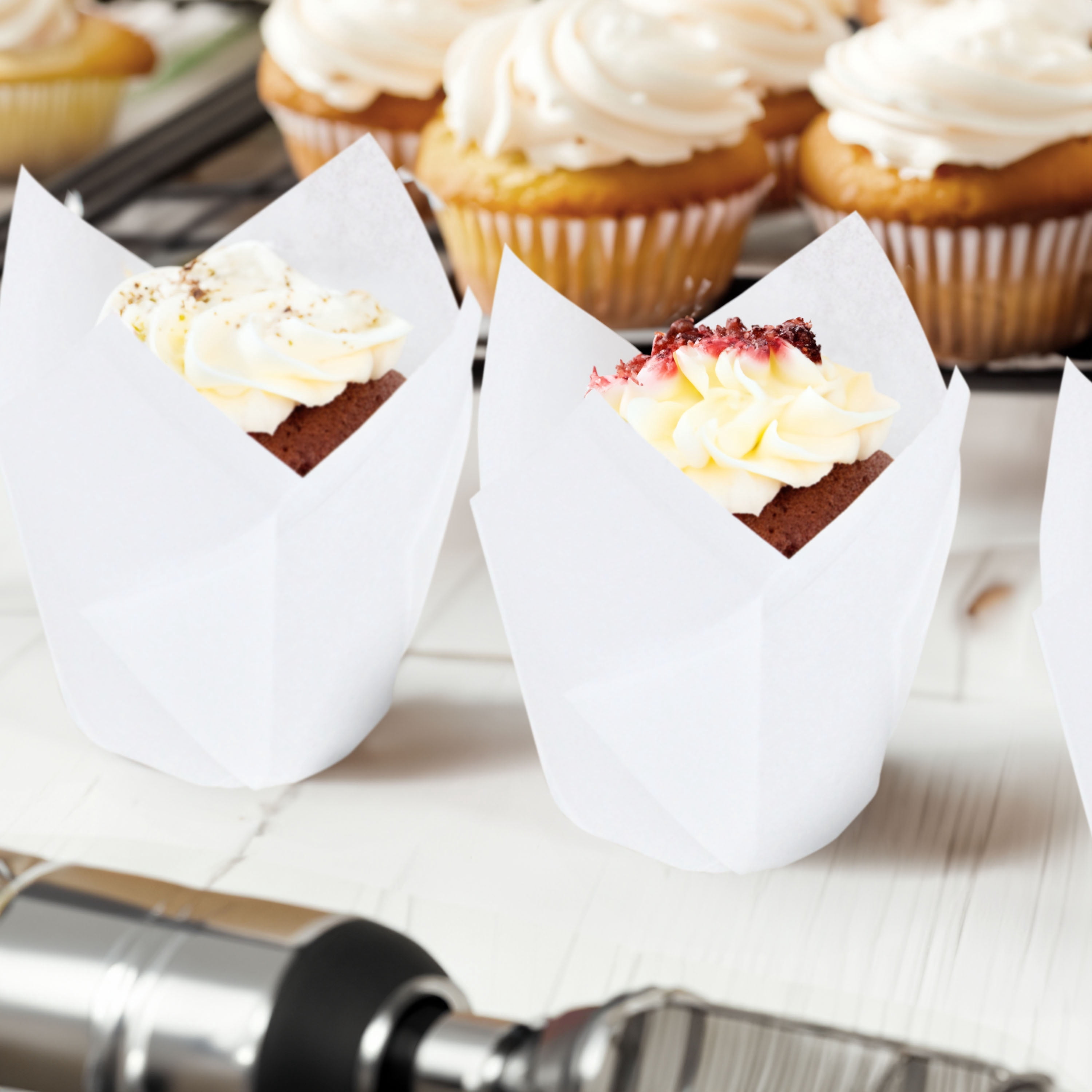 1.97 in Dia Bottom x 3.15 in H, 24 ct Tulip White Paper Baking Cups, Everyday, Baking Cups, Way to Celebrate