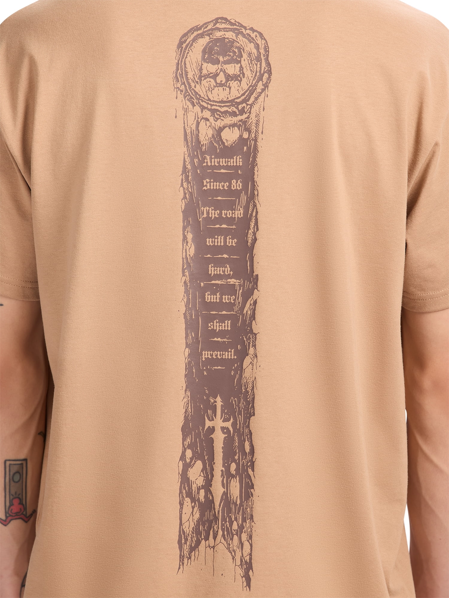 Airwalk Men's and Big Men's Short Sleeve Graphic T-Shirt, Sizes XS- 3XL