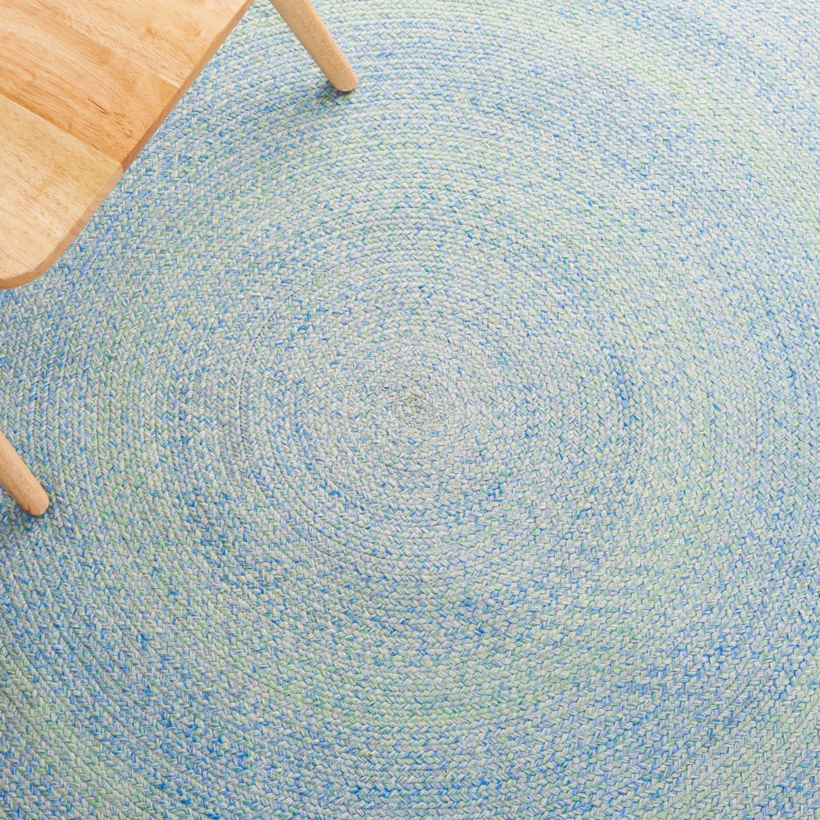 SAFAVIEH Braided Lyla Solid Polyester Reversible Area Rug, Green/Blue, 3' x 3' Round