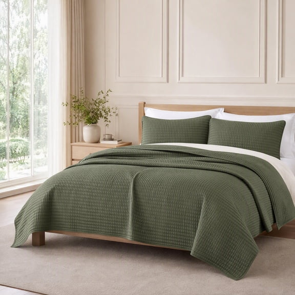 Queen Size Olive Green 3 Piece Quilt Set 90"x94", Lightweight Soft Coverlet Bedspread with 2 Pillow Shams, All Season Bedding for Bed and Couch